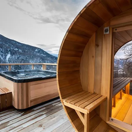 Hotel Alpin D'home & 3*